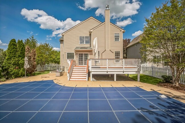 Building Photo - 20195 Hidden Creek Ct