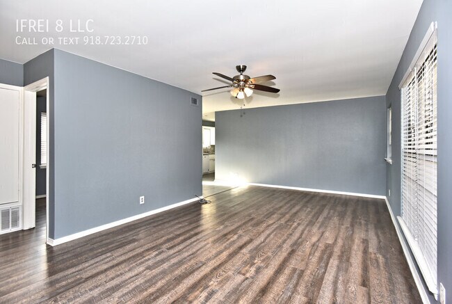 Building Photo - 12610 E 18th Pl