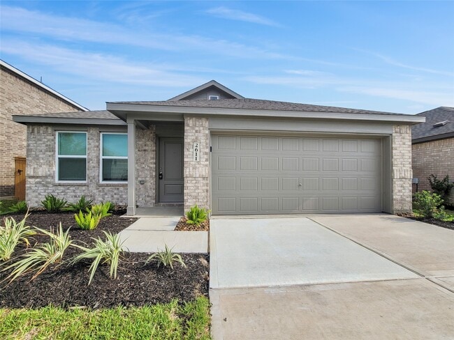Primary Photo - 2611 American Ruby Dr