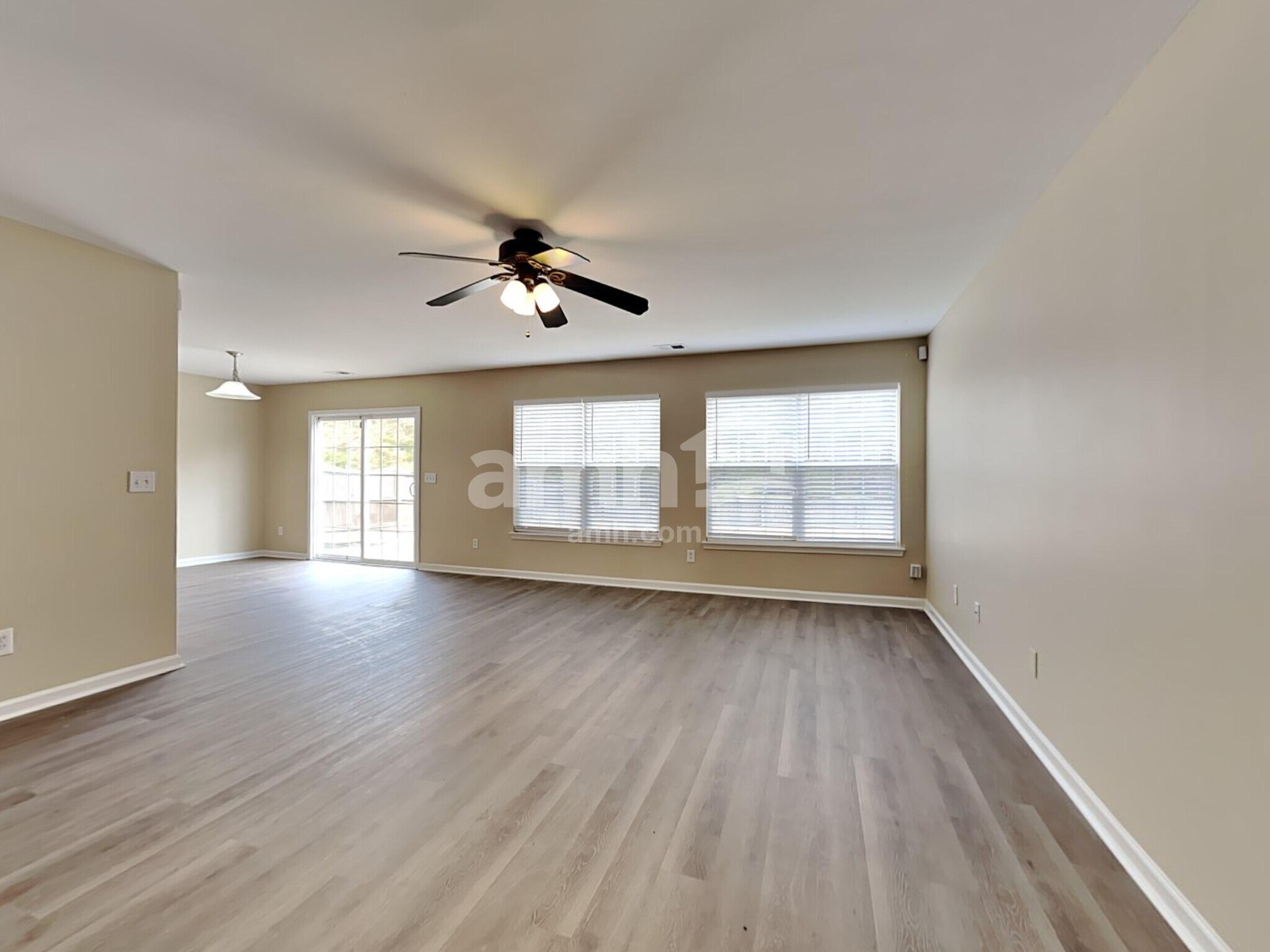 Building Photo - 9476 Falling Embers Ln