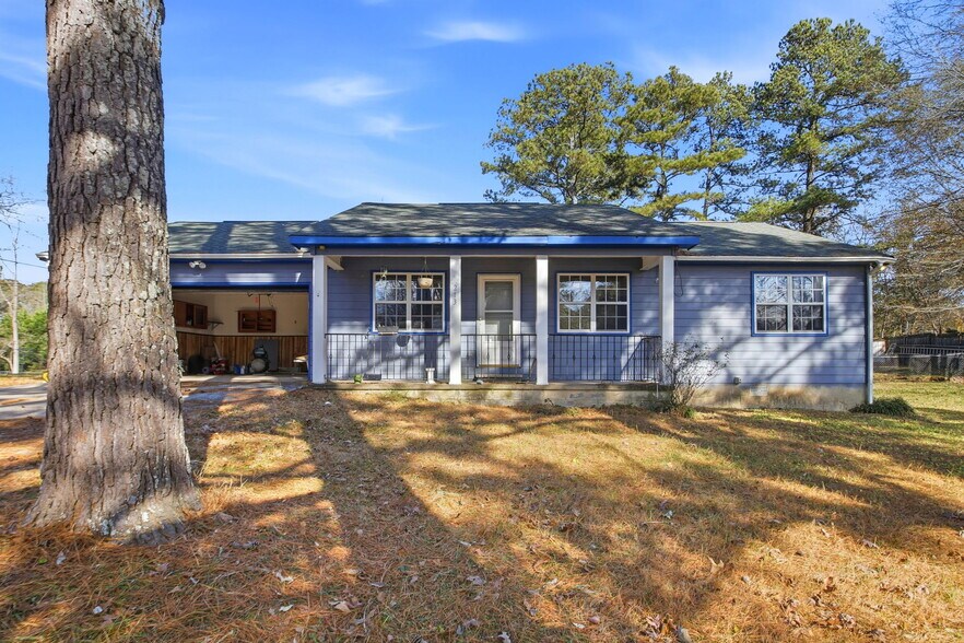 Building Photo - 213 Carter Rd