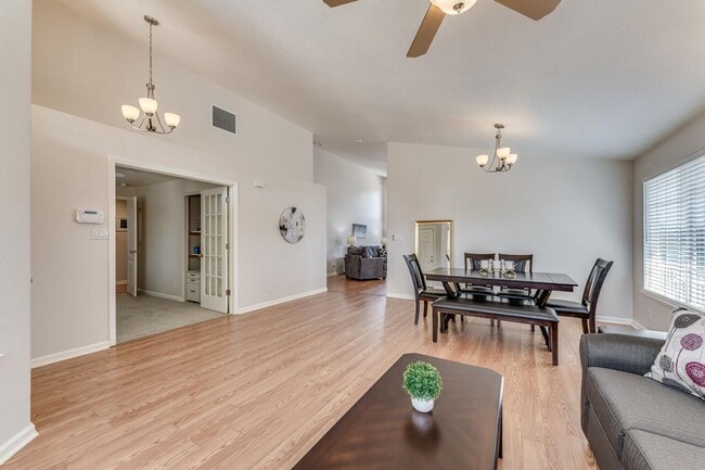 Building Photo - FULLY FURNISHED Sparks home with all utilities included and flexible lease options