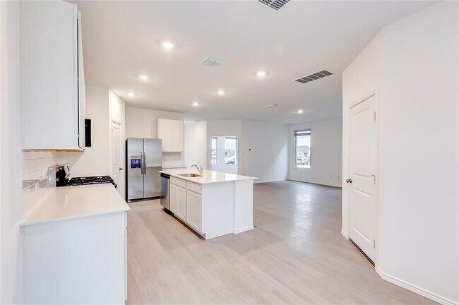 Building Photo - 18010 Cedar Waxwing Wy