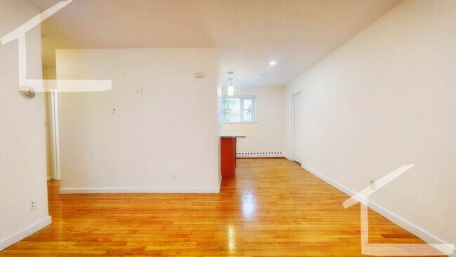Building Photo - 63 Parkman St