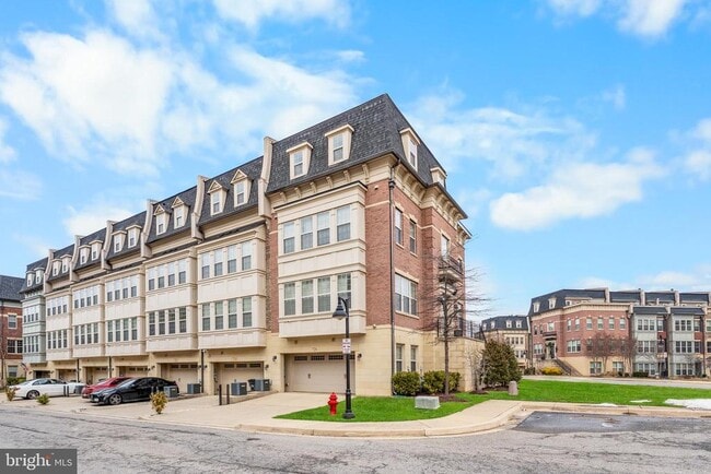 Building Photo - 726 River Mist Dr