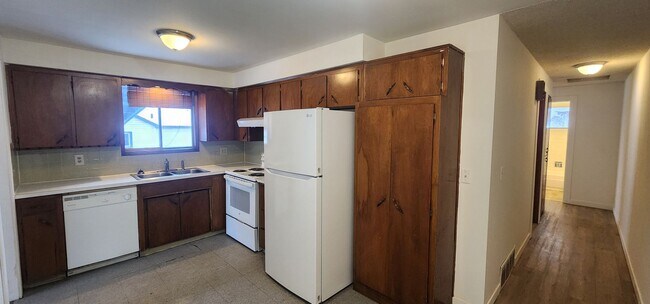 Building Photo - Welcoming 3 Bed, 1 Bath Home in Spokane