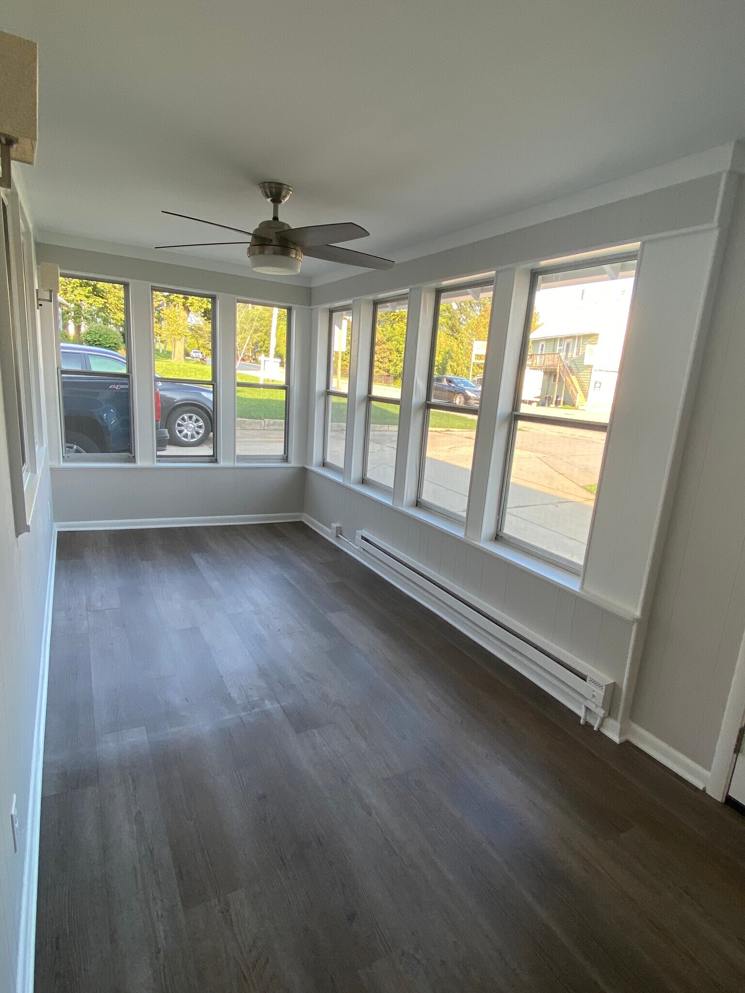 Sunroom - 144 Main St