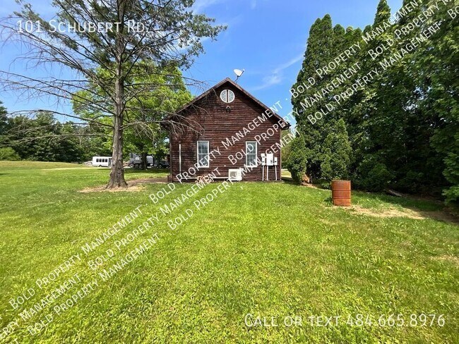 Building Photo - 101 Schubert Rd