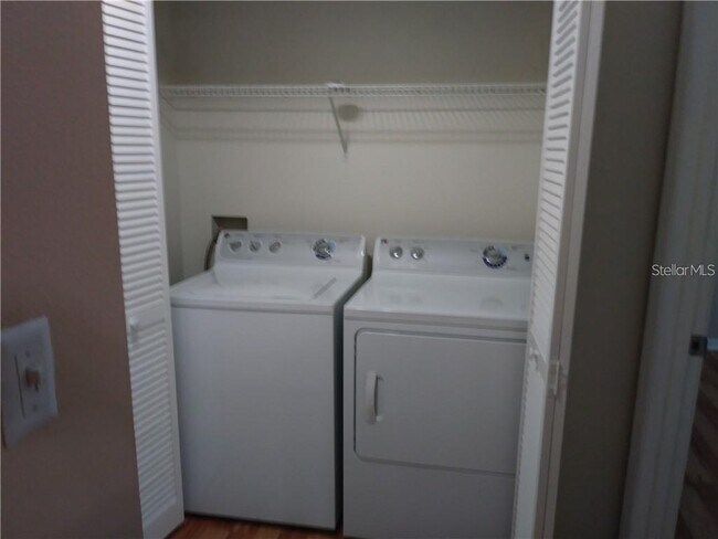 Building Photo - 5620 Pinnacle Heights Cir