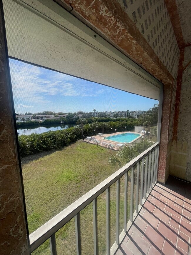 Building Photo - 1860 Massachusetts Ave NE