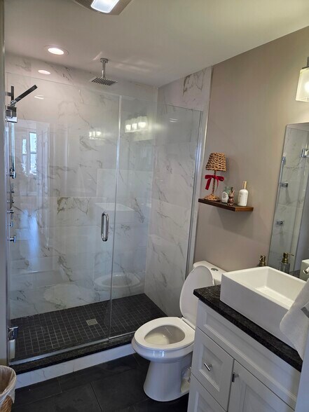 Building Photo - 108 N Washington Ave