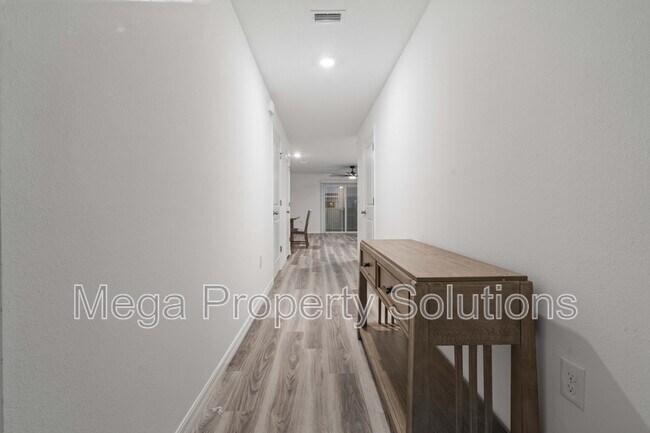 Building Photo - 959 Spotted Egret Loop