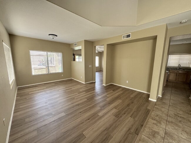 Building Photo - COMING SOON.  Pets Welcome. Turf backyard. Quiet cul-de-sac lot. Bonus Room/loft. 3 blocks to awa...