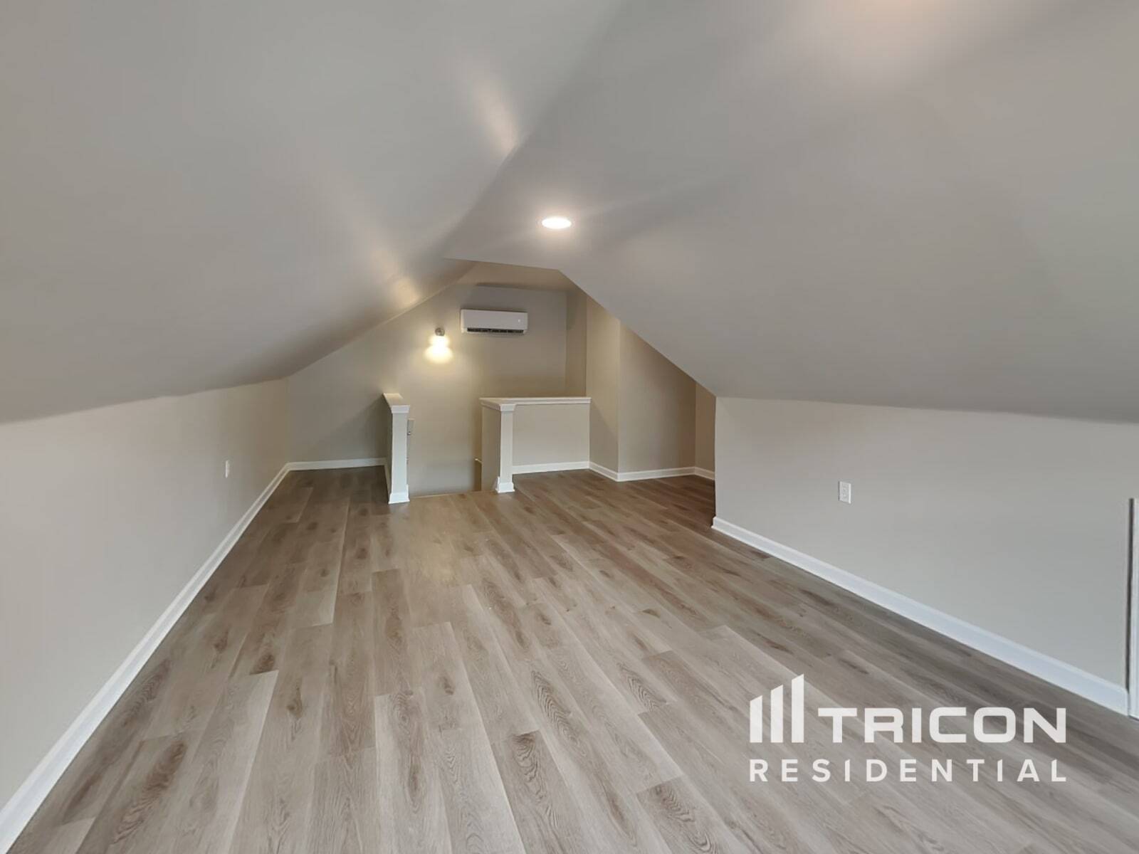 Building Photo - 3101 Chateau Valley Dr