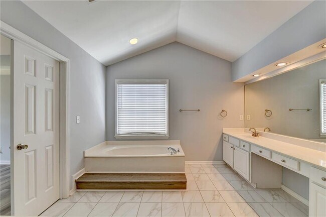 Building Photo - 7635 Harrogate Pl