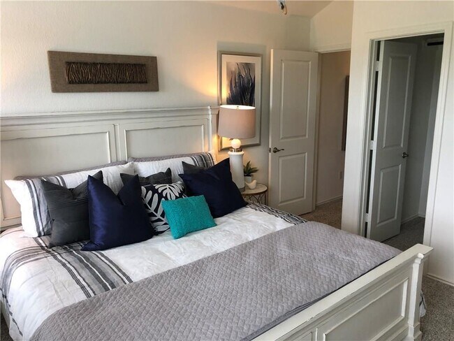 Building Photo - 171 Andross Ln