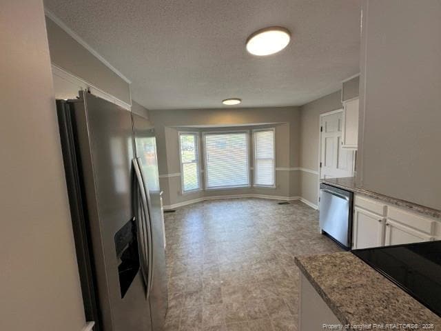 Building Photo - 5901 Watercrest Ct