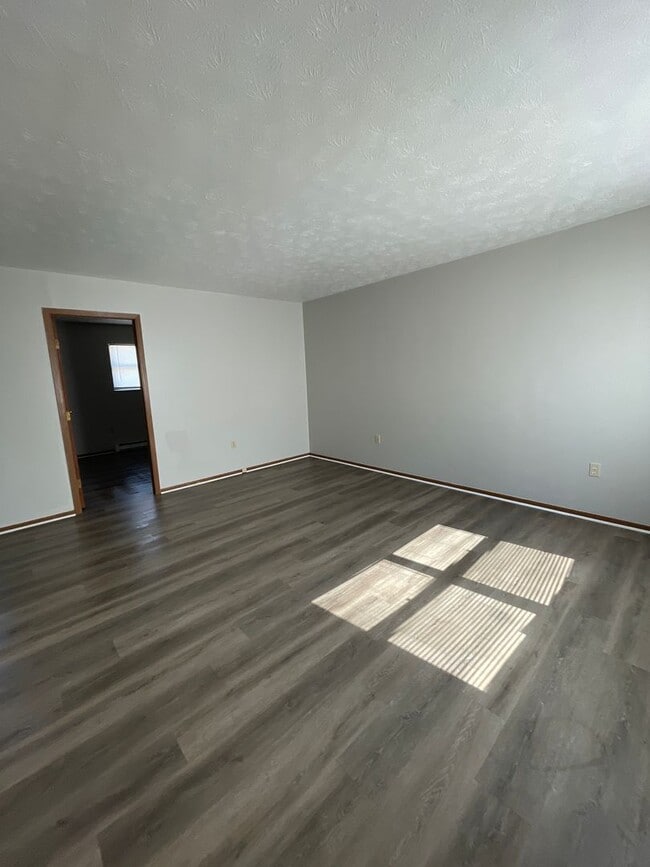 Building Photo - 209 N Madison Rd