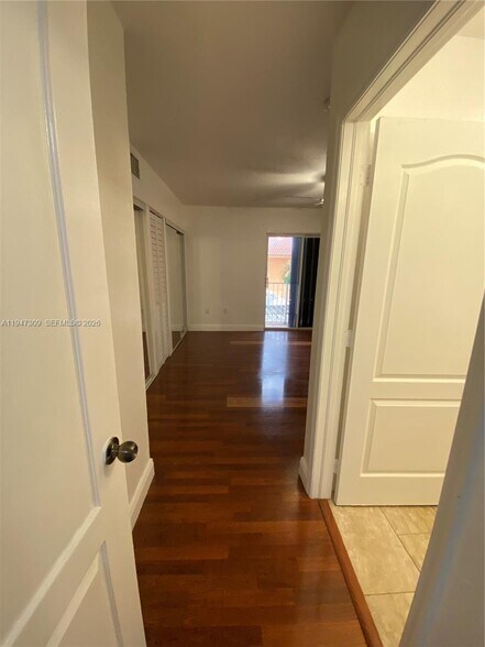 Building Photo - 3503 W 76th St