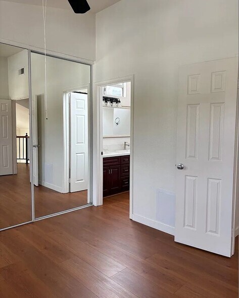 Building Photo - 26630 Black Horse Cir