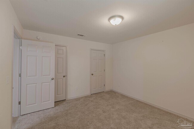 Building Photo - 7 Marine Dr