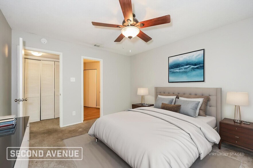 Building Photo - 6738 Silver Sage Dr
