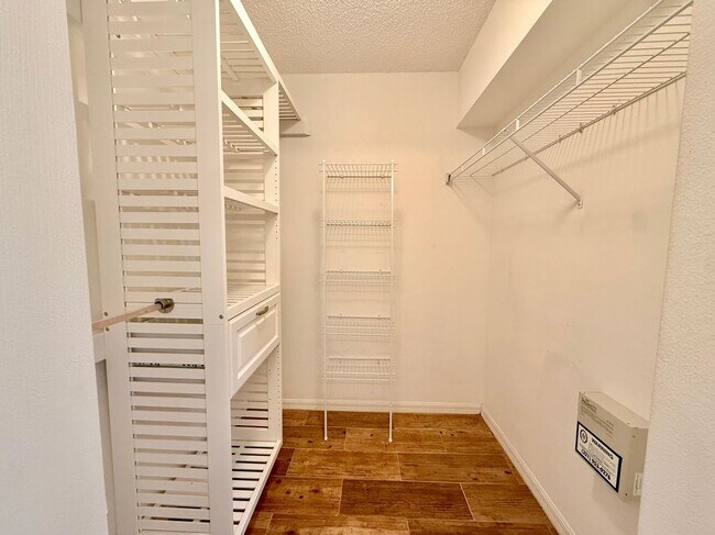 Building Photo - 4010 Wilkes Dr