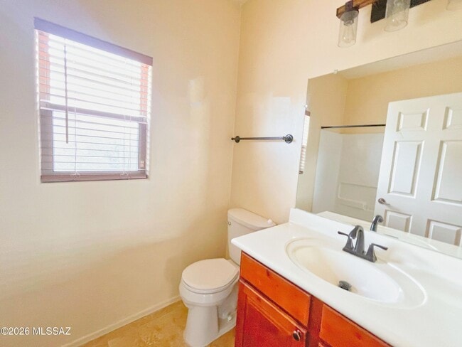 Building Photo - 11786 W Fordson Dr