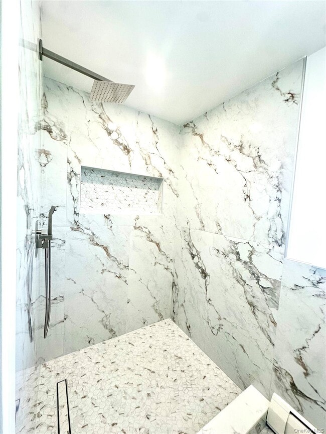 Building Photo - 495 Kimball Ave