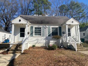 Building Photo - One of Durham's most walkable neighborhoods — and a yard to match.