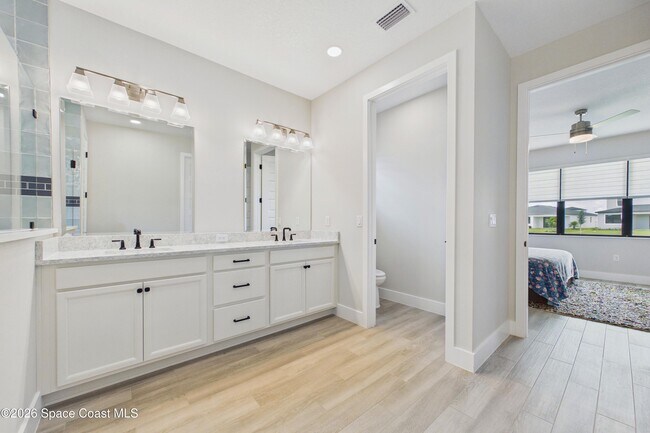 Building Photo - 3323 Toliman Pl