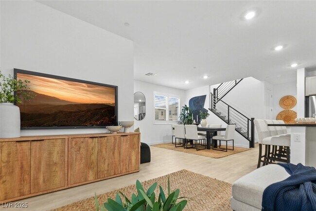 Building Photo - 1507 Hopeful Lark Ln