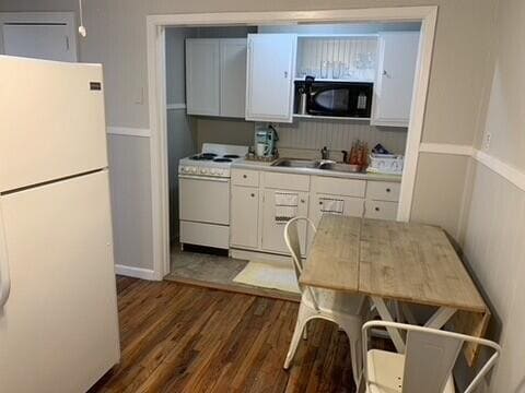 Building Photo - 2323 25th St