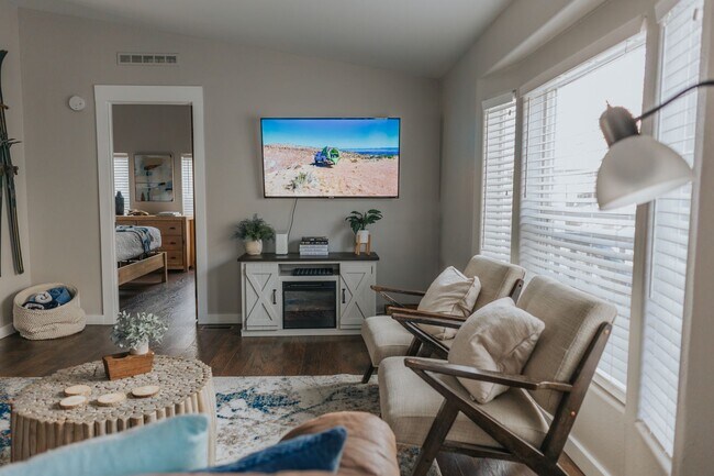 Building Photo - Clear Creek Escape: Private Half-Acre Moun...