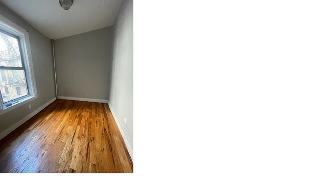 Building Photo - 732 E 21st St