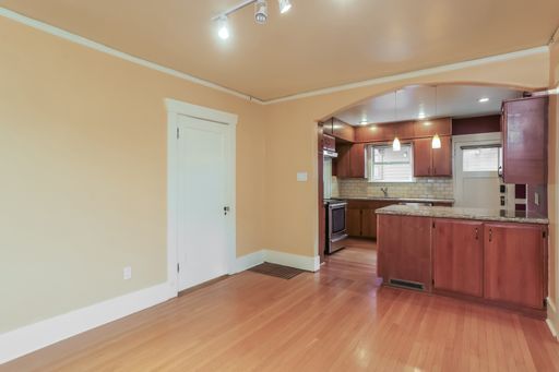 Building Photo - Charming 4-bedroom 3 bath Craftsman Home with Basement ADU for Rent