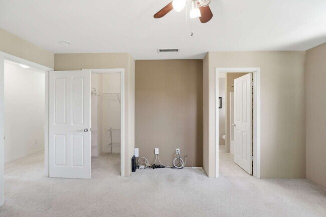 Building Photo - 3BR/2.5BA Townhome w/ 2-Car Garage & Solar – Ewa Beach
