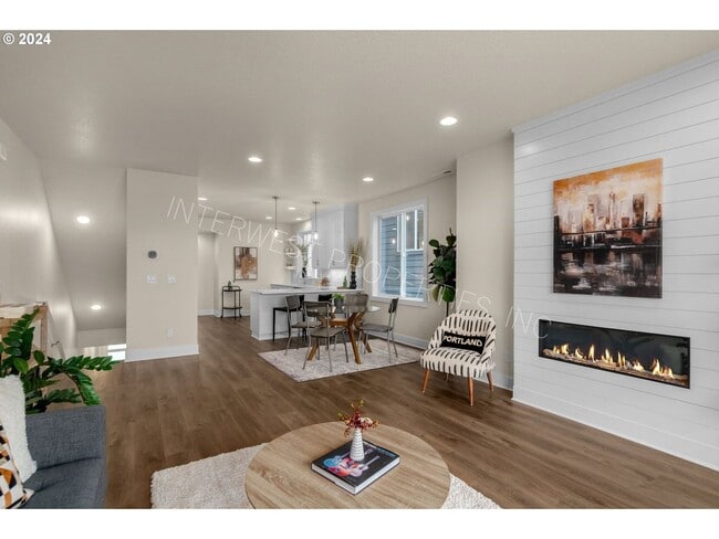 Building Photo - BEAUTIFUL NEWER CONSTRUCTION 4 BD HOME W/2 CAR GARAGE, W/D IN UNIT, AND MORE!