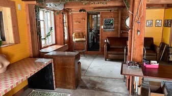 Building Photo - 1472 Silverwood Dr