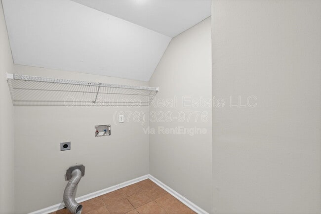 Building Photo - 4211 Crestside Ridge SW