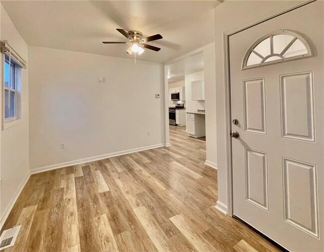 Building Photo - 860 Pennsylvania Ave