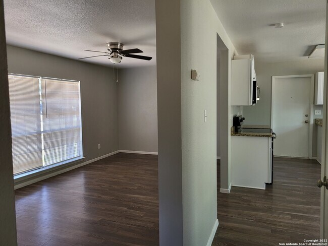 Building Photo - 9415 Quicksilver Dr