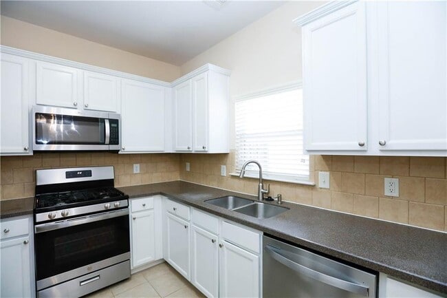 Building Photo - 983 Nightfall Ct NW