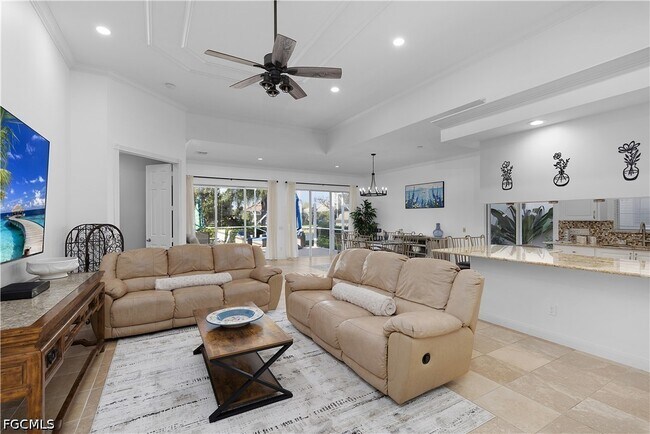 Building Photo - 7983 Valentina Ct