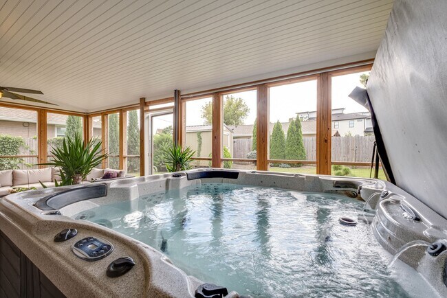 Building Photo - 1403 Arthur Ave