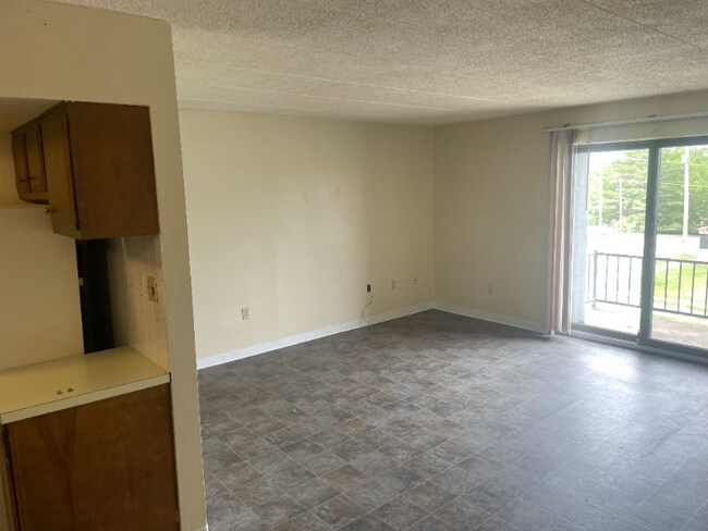 Building Photo - 716 N Sprigg St