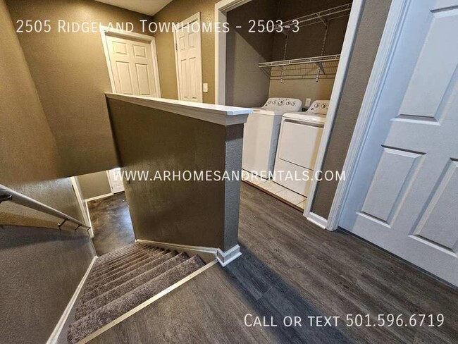 Building Photo - 2505 Ridgeland Townhomes - 2503-3 | $695 |...