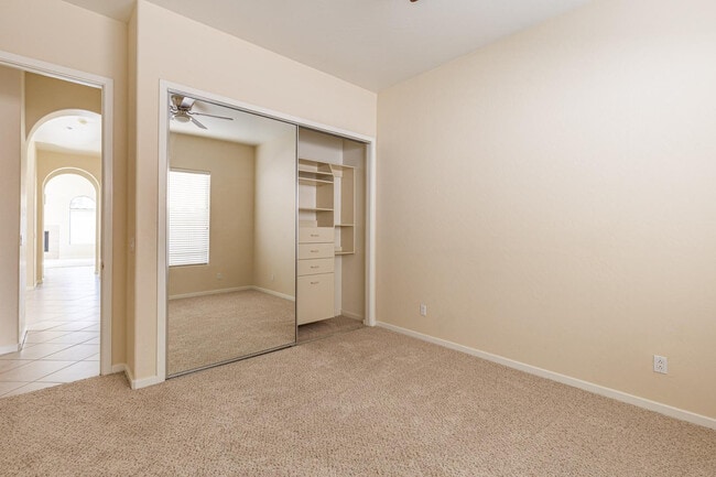 Building Photo - 11183 E Beck Ln