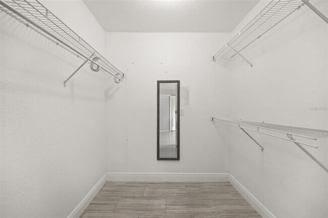 Building Photo - 7511 Seurat St