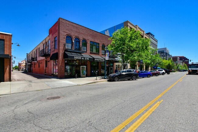 Building Photo - One-of-a-Kind Tejon Street Condo in Unbeatable Location! No Utility Setup Required!